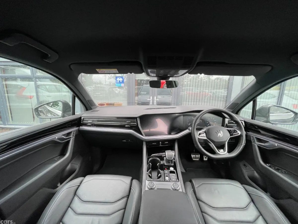 Volkswagen Touareg SUV, Diesel, 2024, Grey