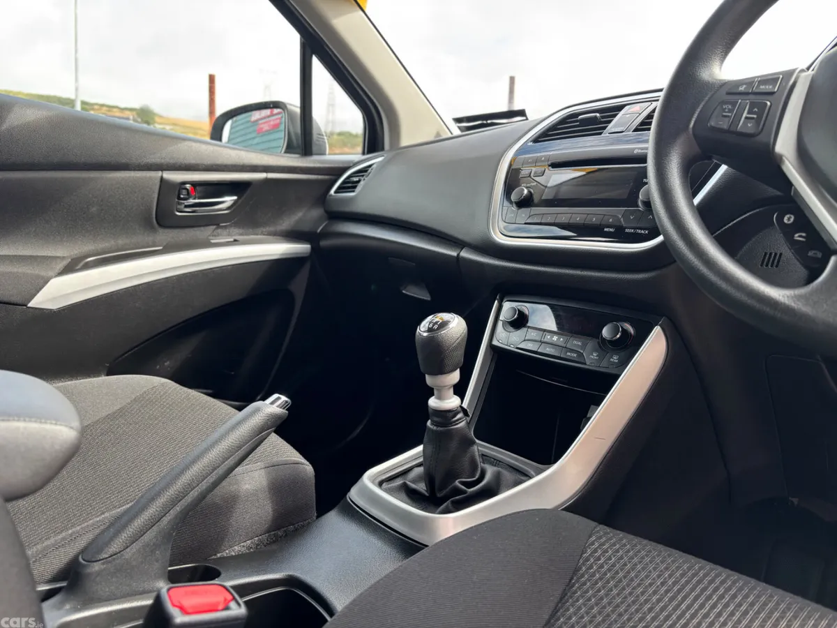 Suzuki SX4 SUV, Petrol, 2021, White