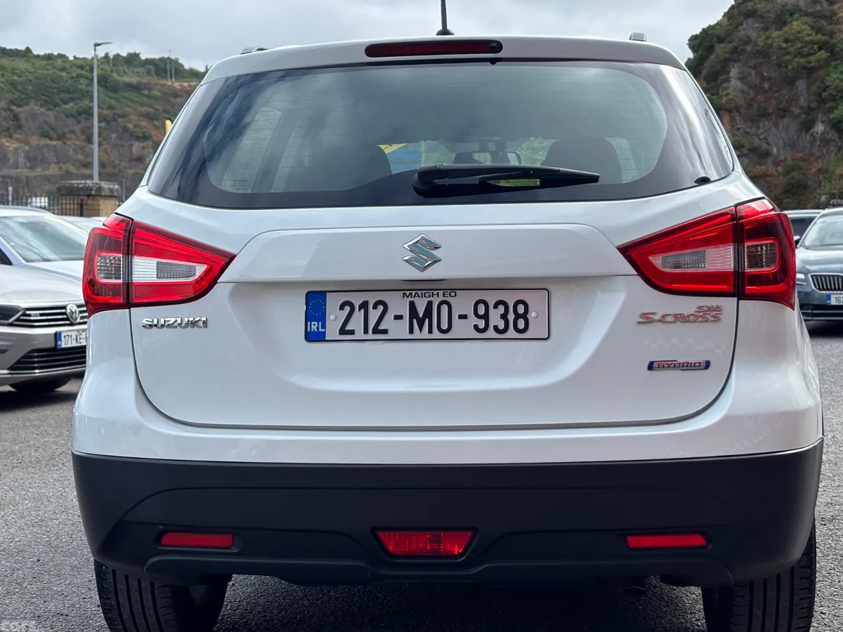 Suzuki SX4 SUV, Petrol, 2021, White