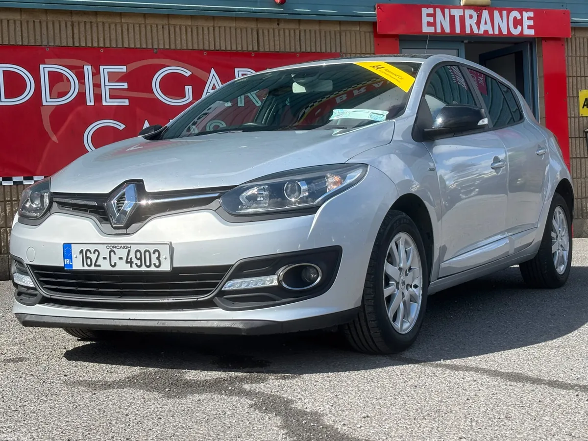 Renault Megane Hatchback, Diesel, 2016, Silver