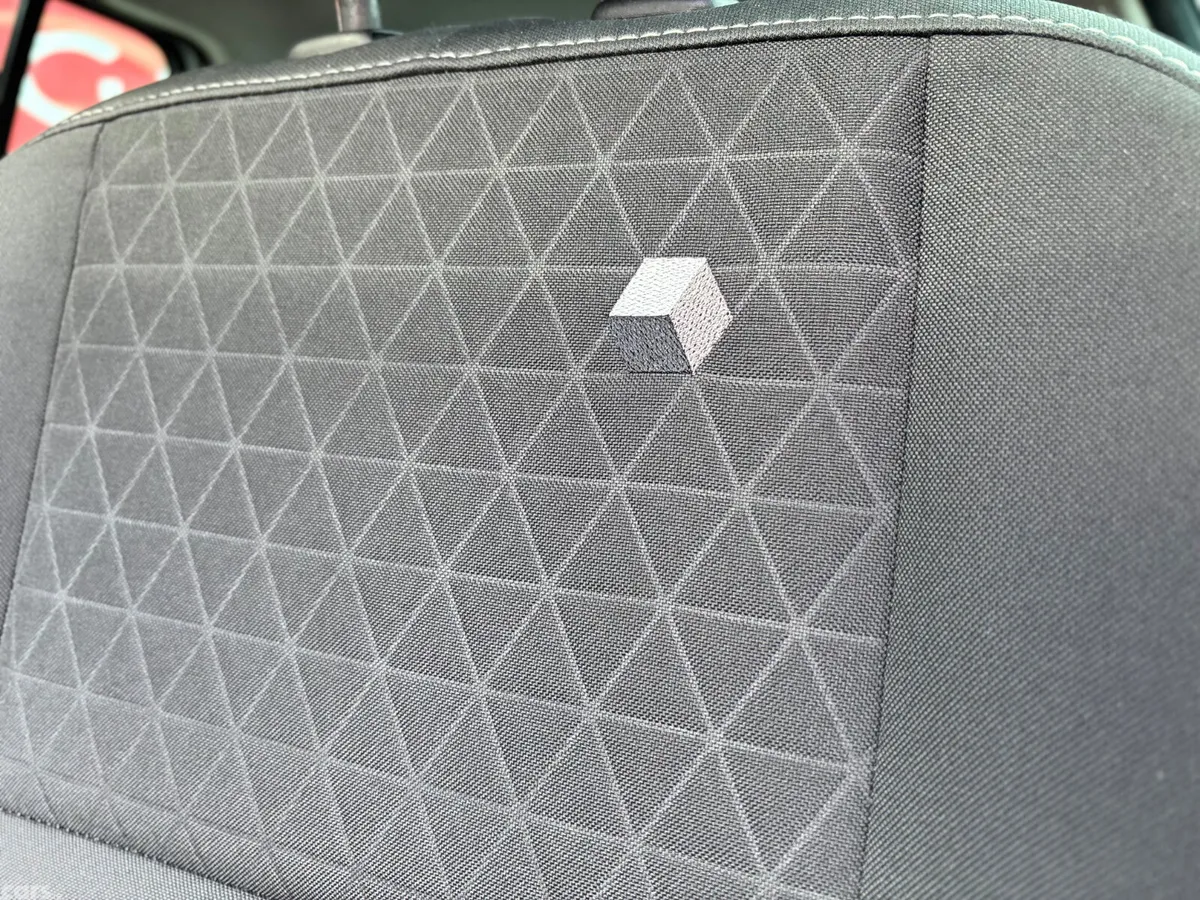 Renault Megane Hatchback, Diesel, 2016, Silver