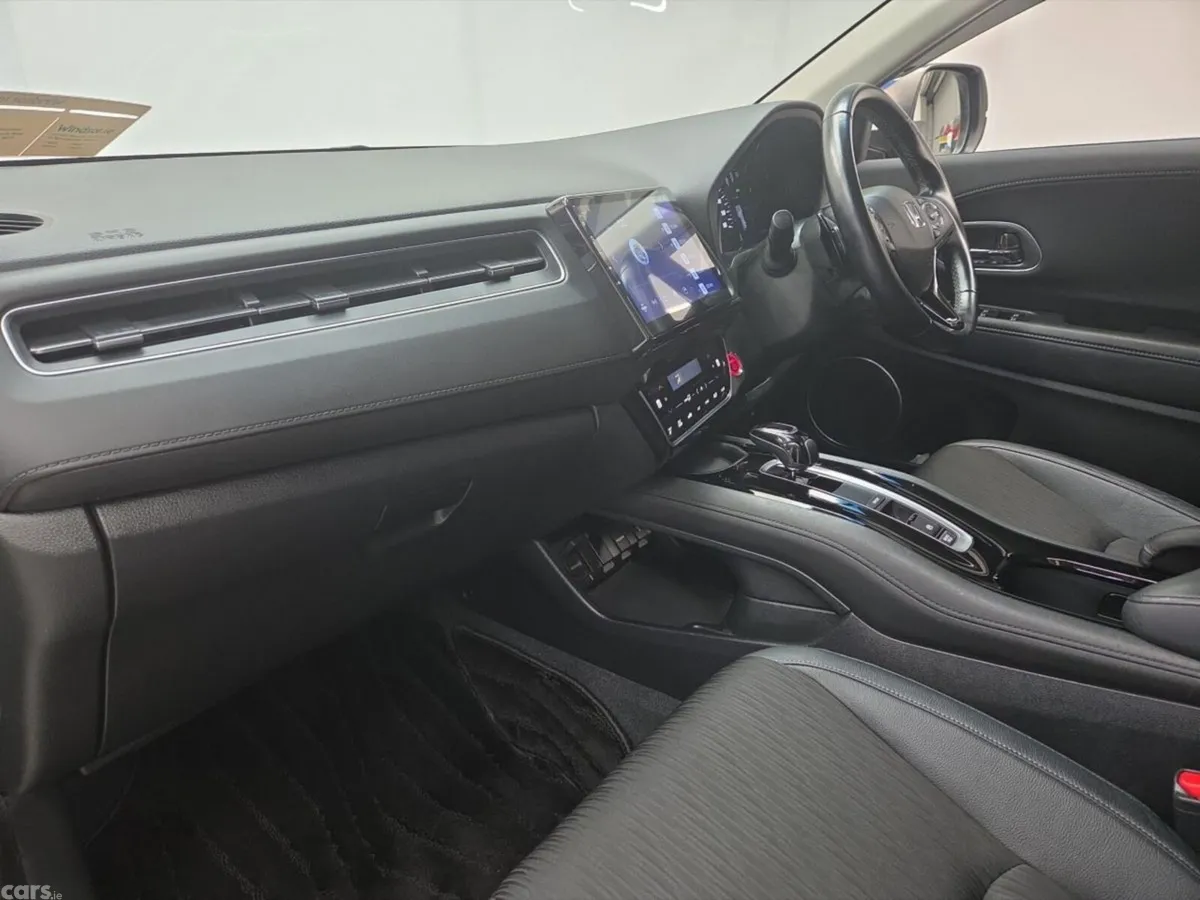 Honda Vezel SUV, Petrol Hybrid, 2019, Blue