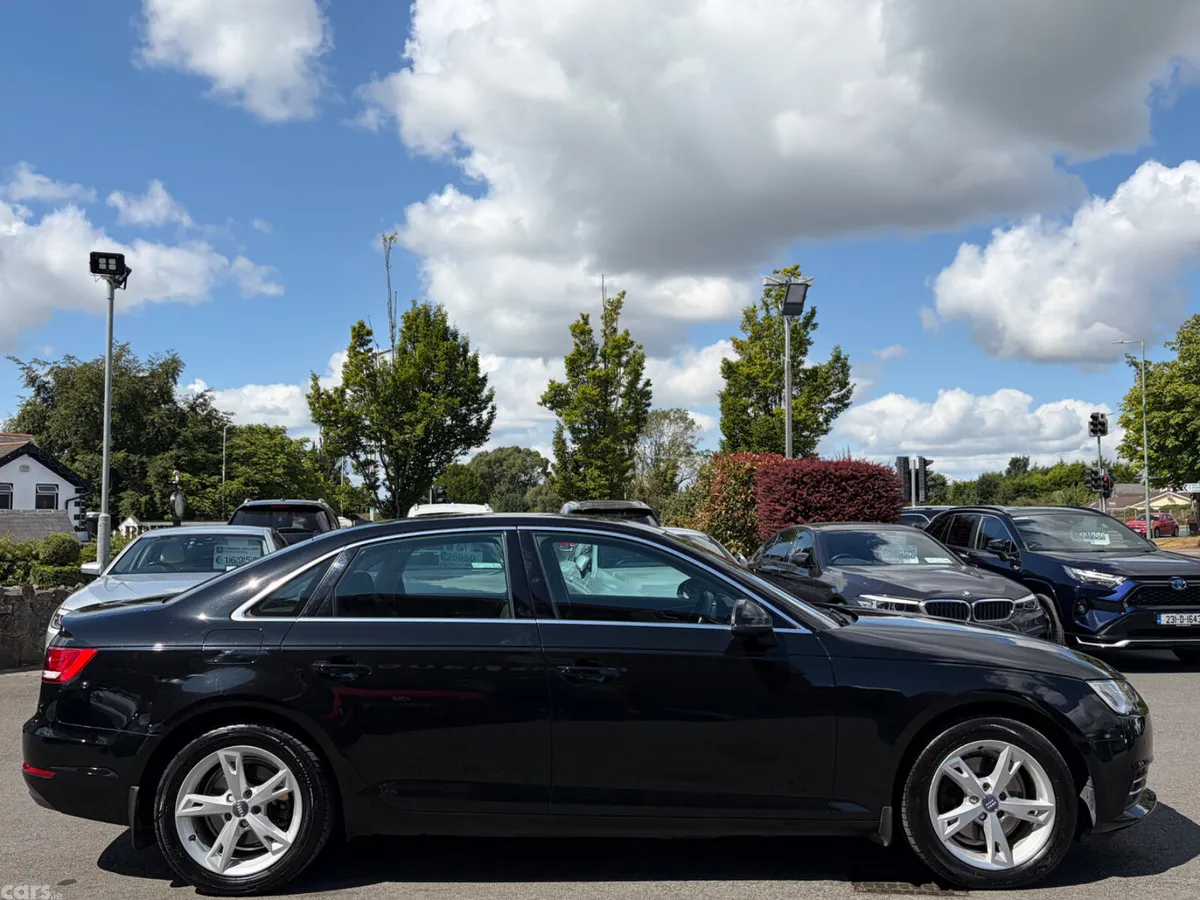 Audi A4 Saloon, Petrol, 2017, Black