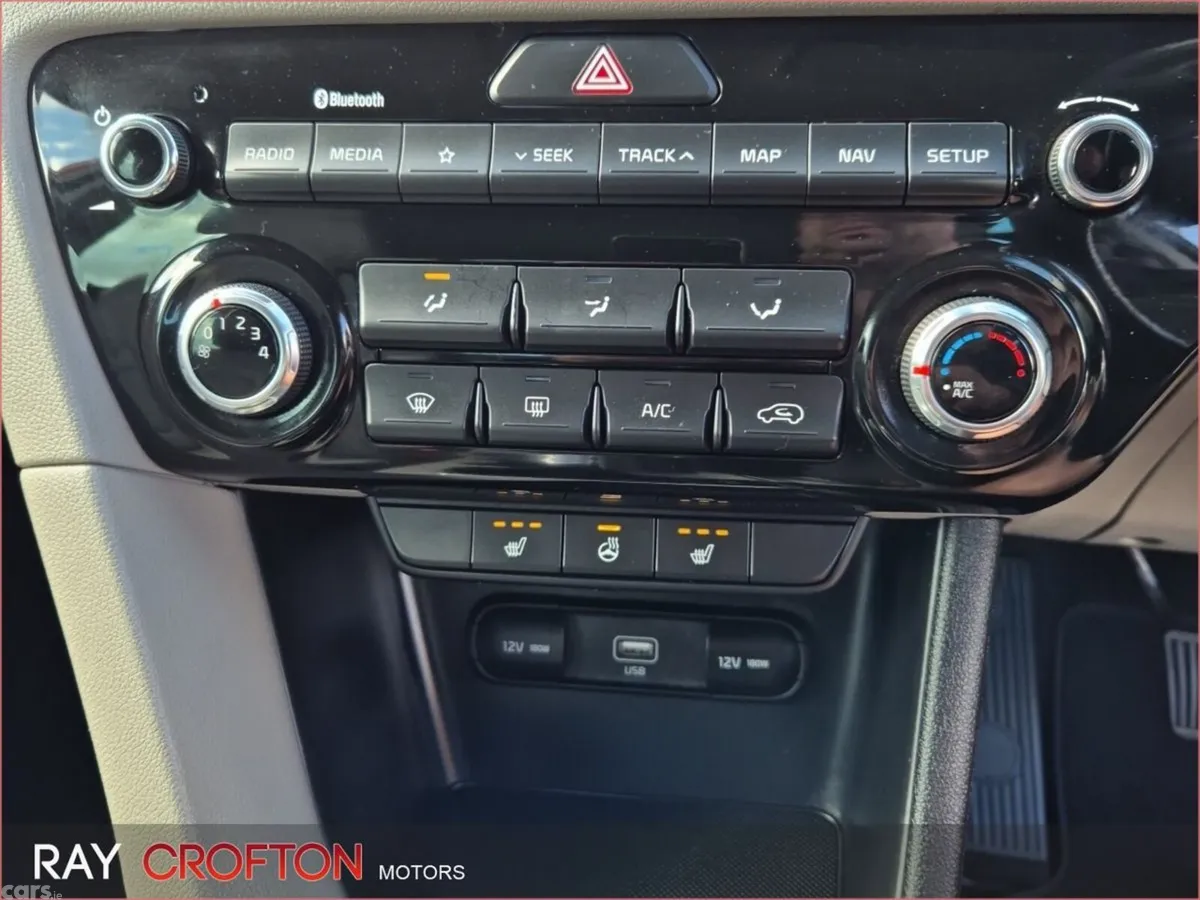 Kia Sportage SUV, Diesel, 2020, Red