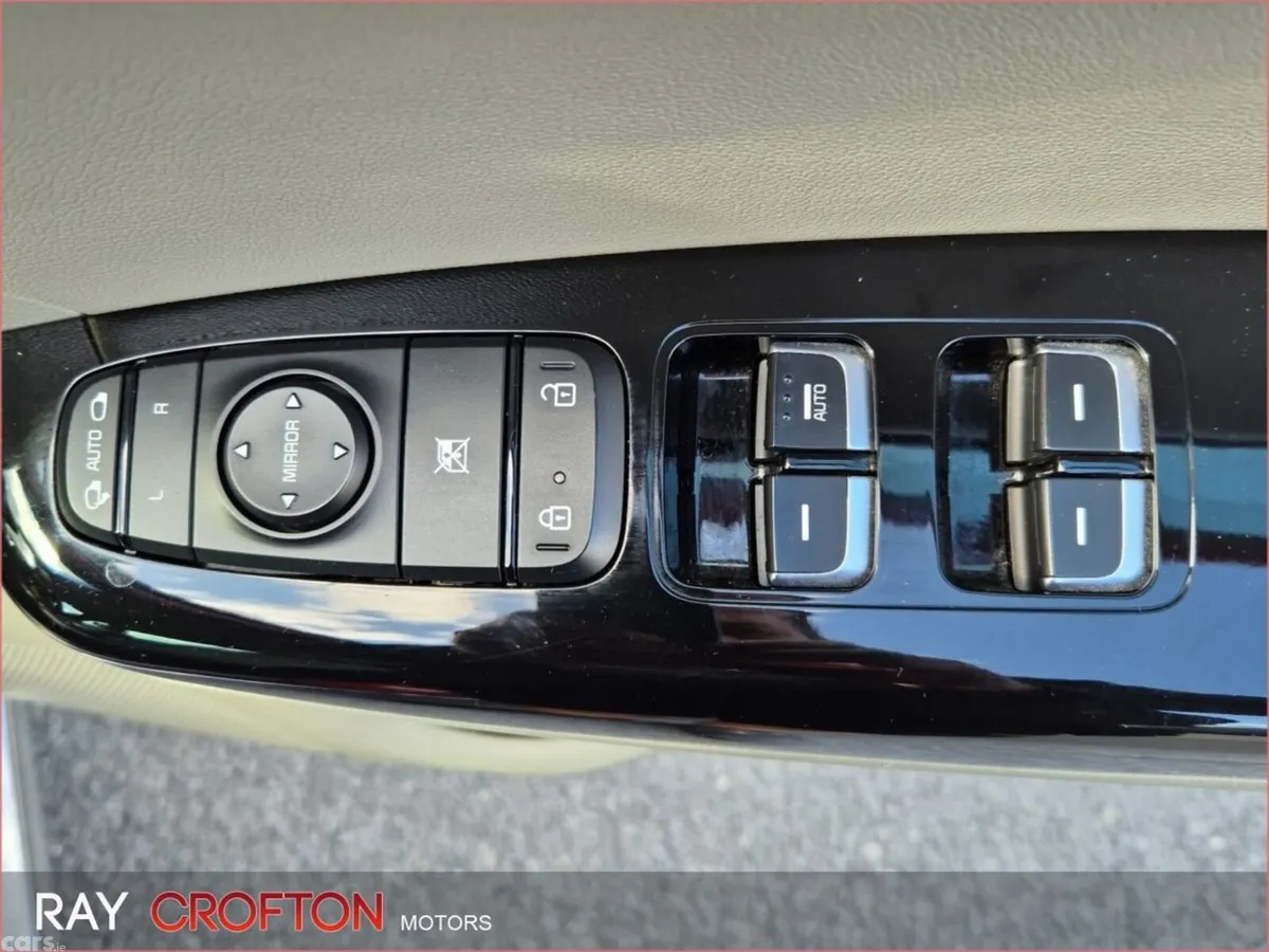 Kia Sportage SUV, Diesel, 2020, Red