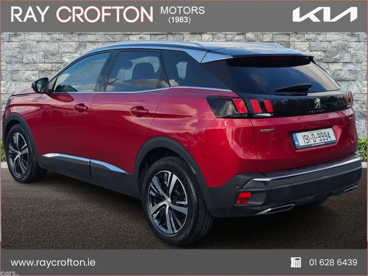 Peugeot 3008 MPV, Diesel, 2019, Red