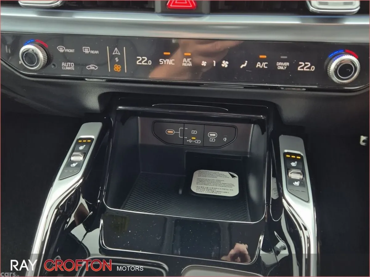 Kia Sorento SUV, Petrol Plug-in Hybrid, 2026, Grey