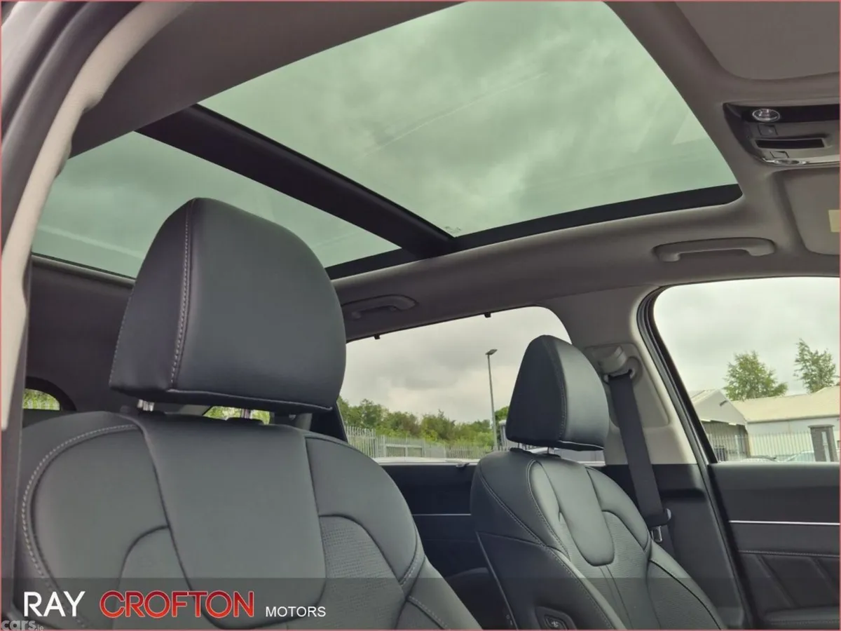 Kia Sorento SUV, Petrol Plug-in Hybrid, 2026, Grey