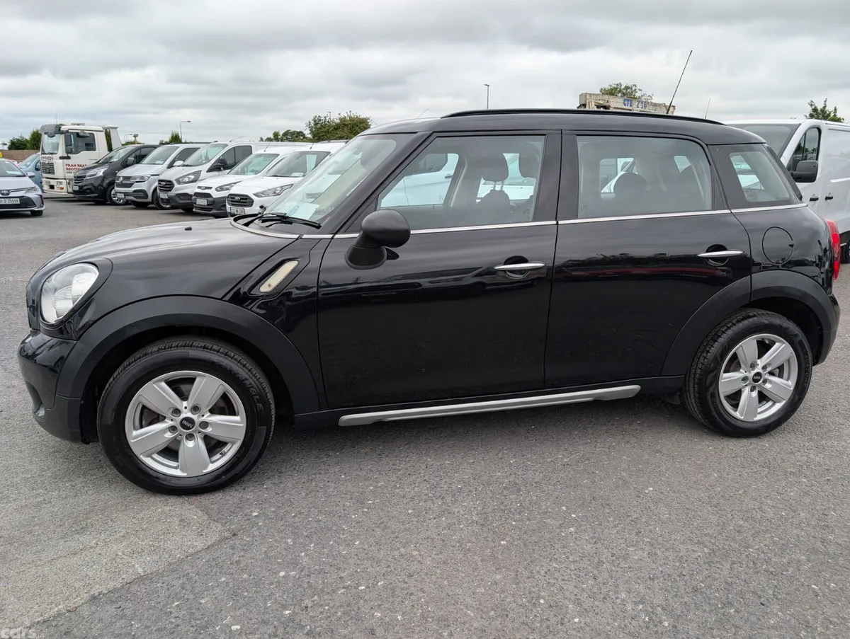 Mini One Estate/Jeep, Diesel, 2015, Black