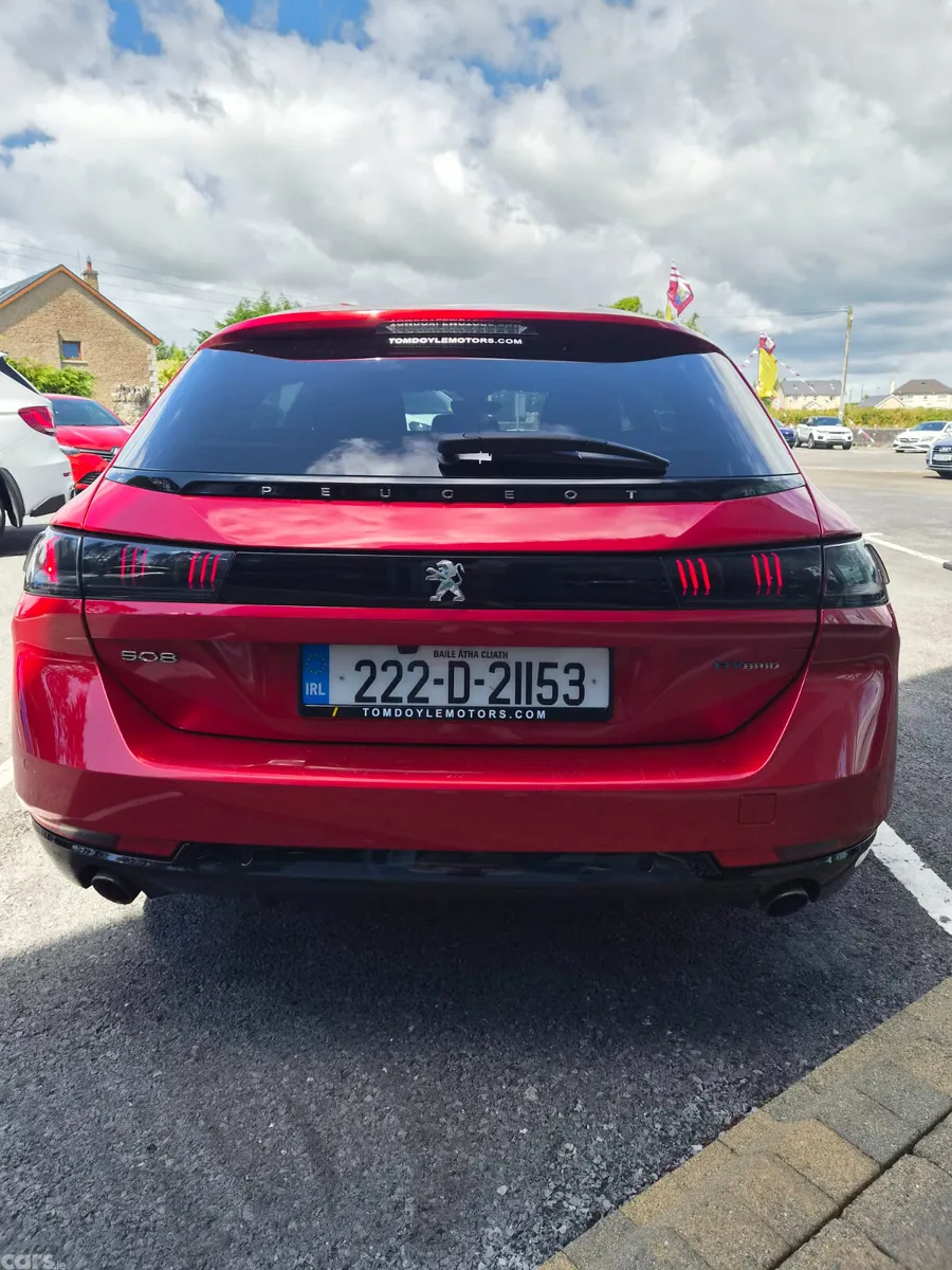 Peugeot 508 Estate/Jeep, Petrol Plug-in Hybrid, 2022, Red