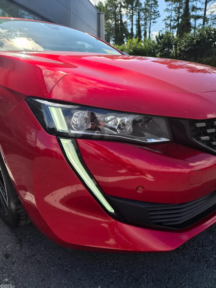 Peugeot 508 Estate/Jeep, Petrol Plug-in Hybrid, 2022, Red