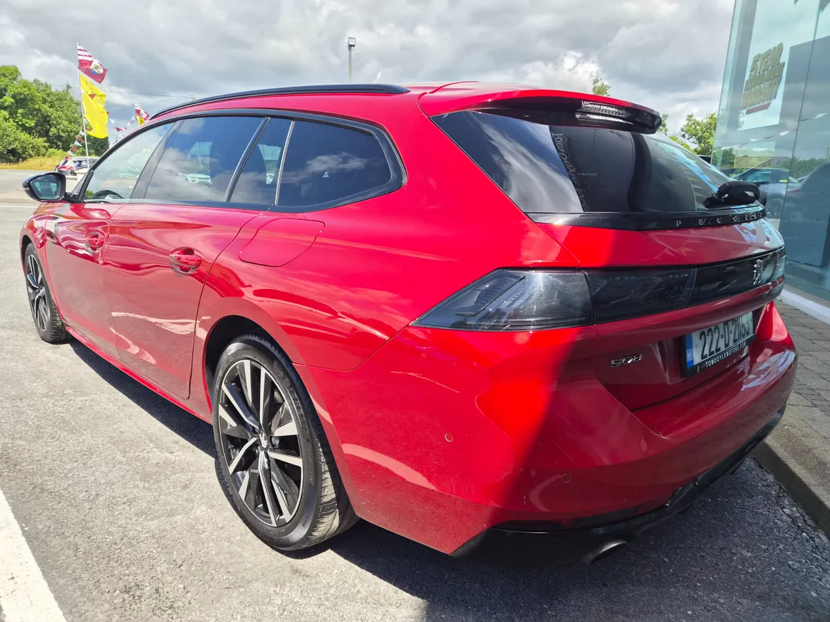 Peugeot 508 Estate/Jeep, Petrol Plug-in Hybrid, 2022, Red