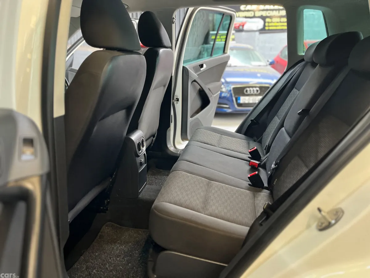 Volkswagen Tiguan SUV, Diesel, 2014, White