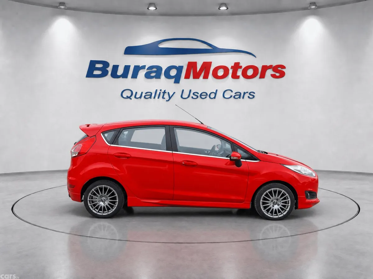 Ford Fiesta Hatchback, Petrol, 2016, Red