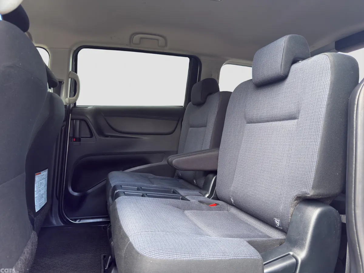 Toyota Sienta MPV, Petrol Hybrid, 2018, Silver