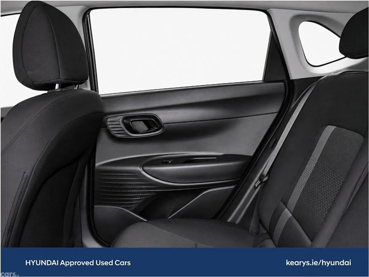 Hyundai i20 Hatchback, Petrol, 2024, Red