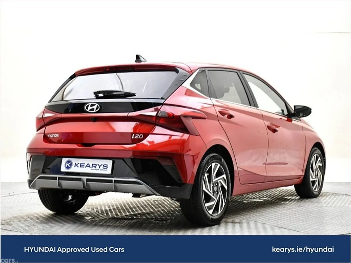 Hyundai i20 Hatchback, Petrol, 2024, Red