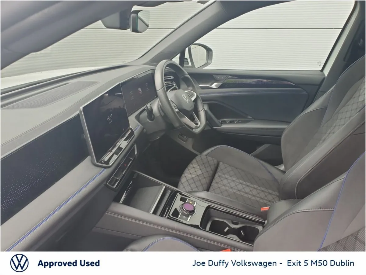 Volkswagen Tiguan SUV, Petrol Plug-in Hybrid, 2025, White