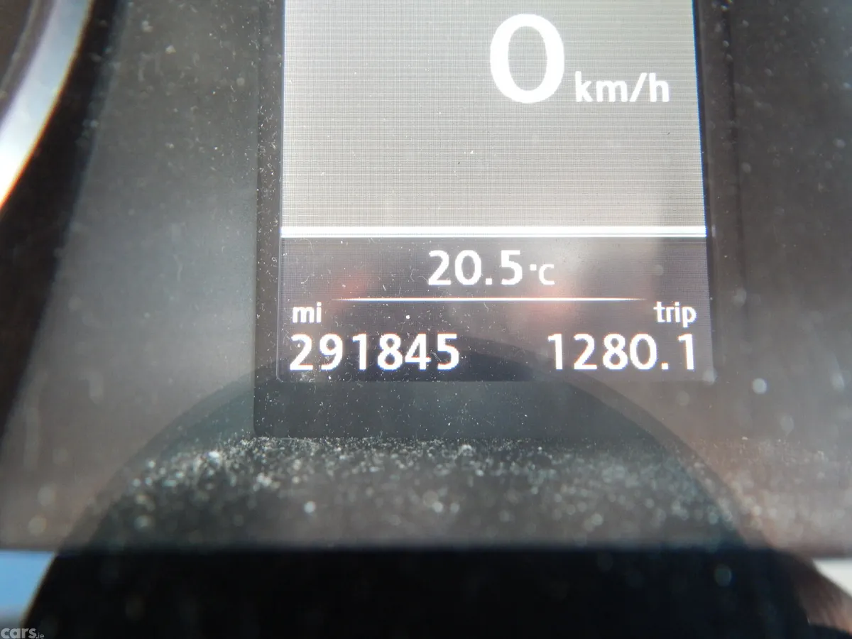 Volkswagen Passat Saloon, Diesel, 2012, Grey