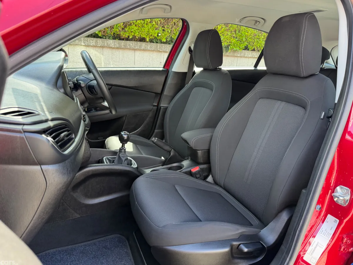 Fiat Tipo Hatchback, Petrol, 2018, Red