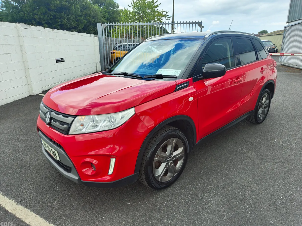Suzuki Vitara SUV, Petrol, 2015, Red