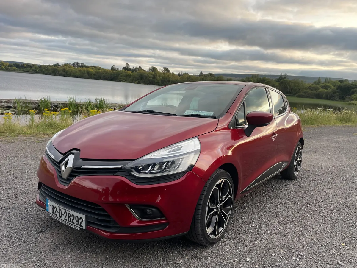 Renault Clio Hatchback, Petrol, 2018, Red