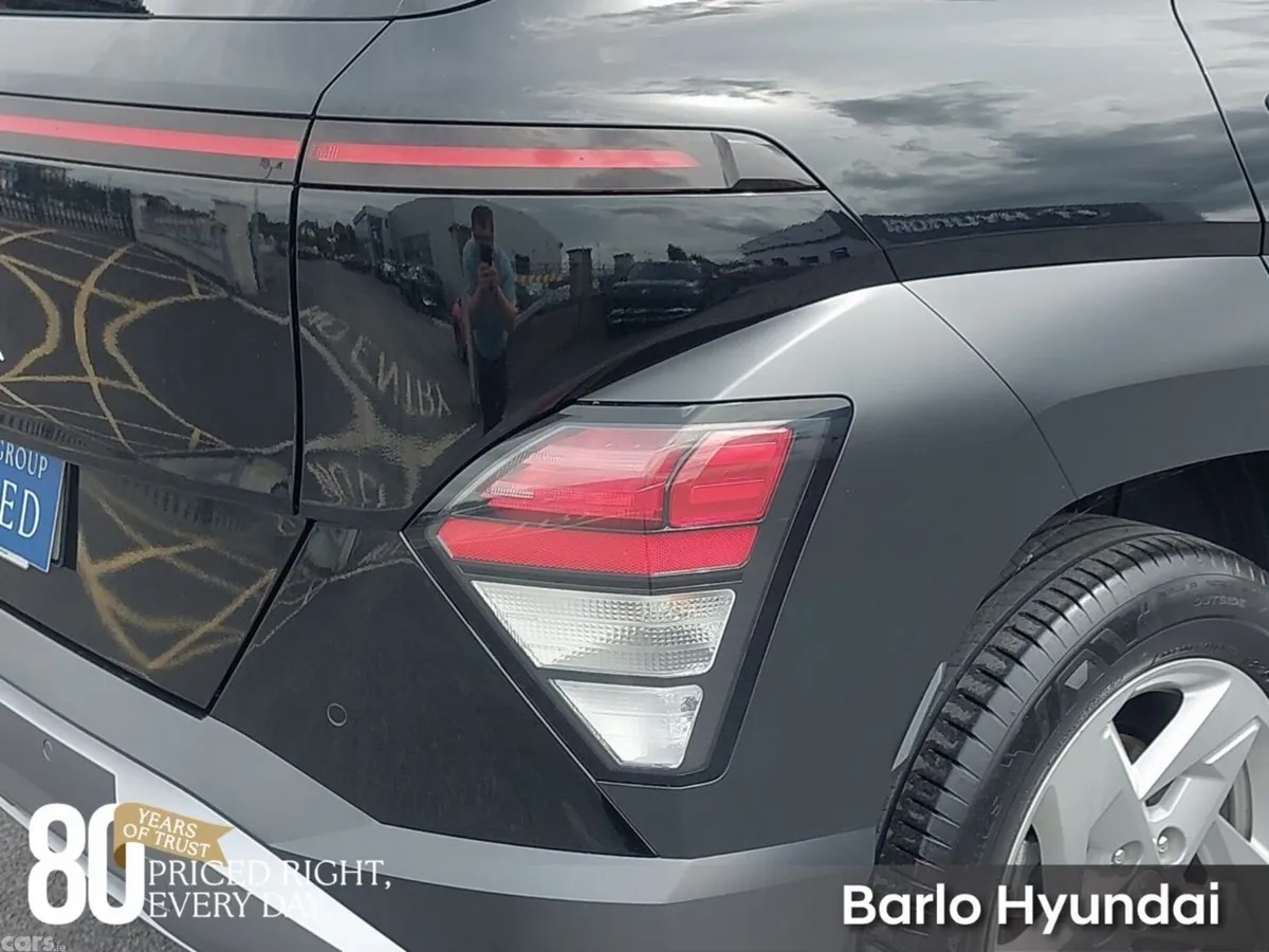 Hyundai KONA MPV, Petrol, 2023, Black
