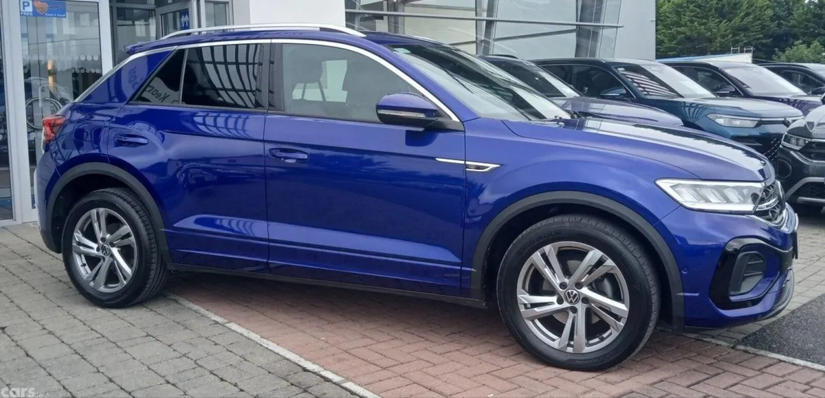 Volkswagen T-Roc SUV, Petrol, 2024, Blue