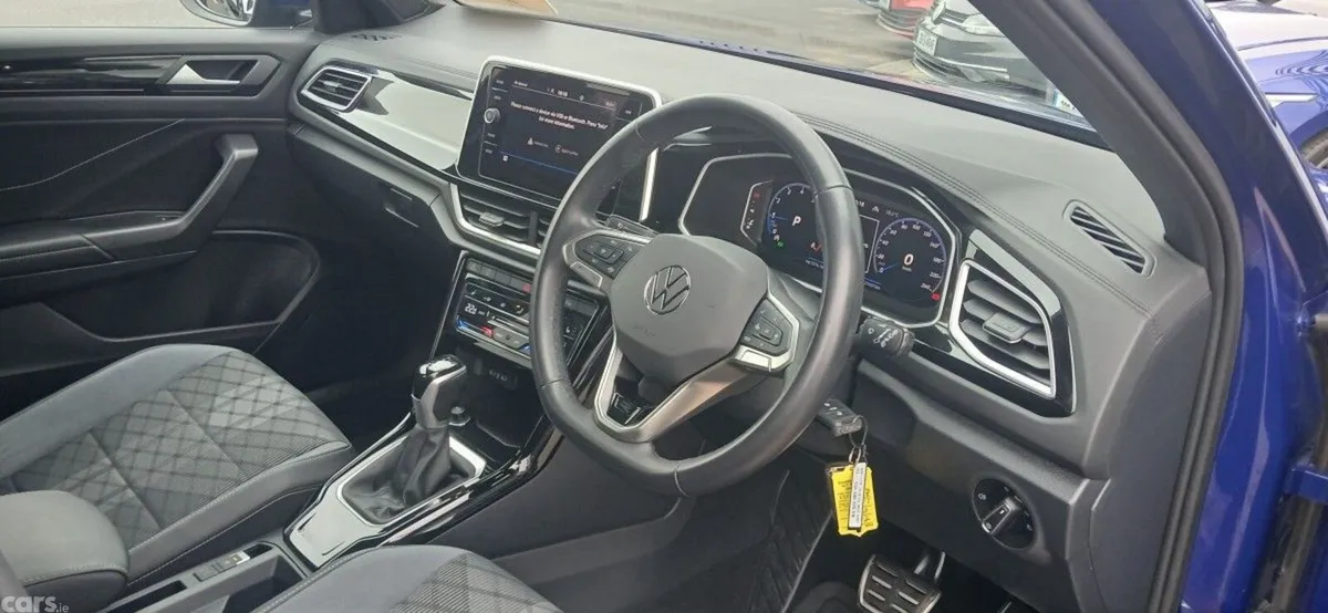 Volkswagen T-Roc SUV, Petrol, 2024, Blue