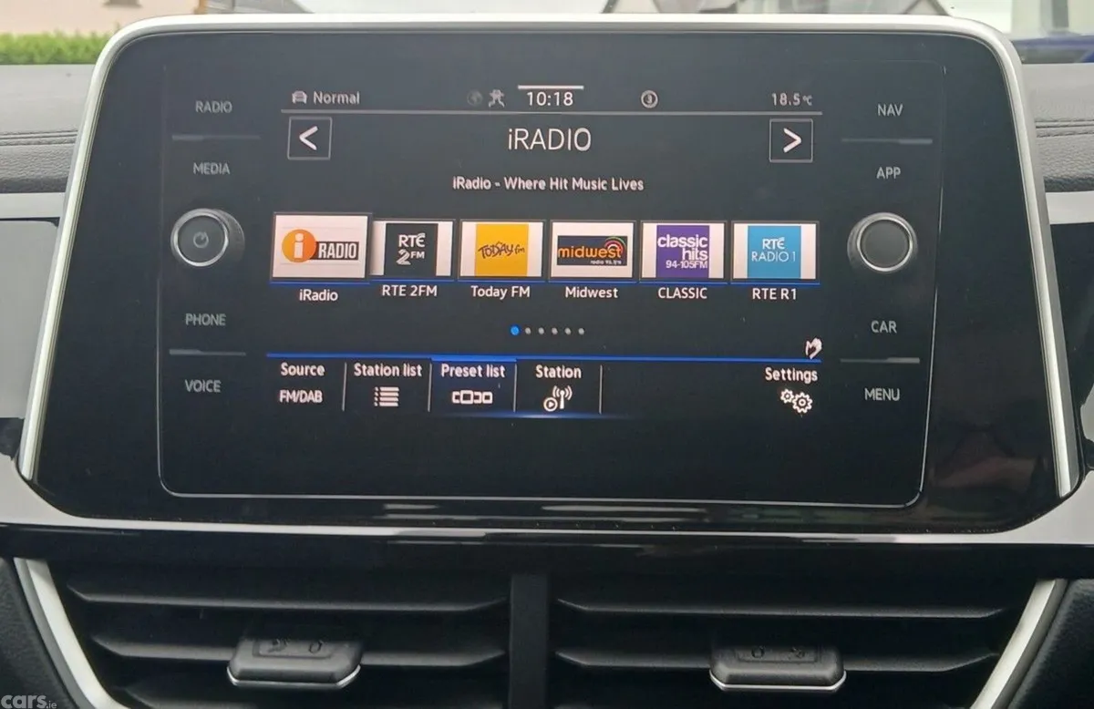 Volkswagen T-Roc SUV, Petrol, 2024, Blue