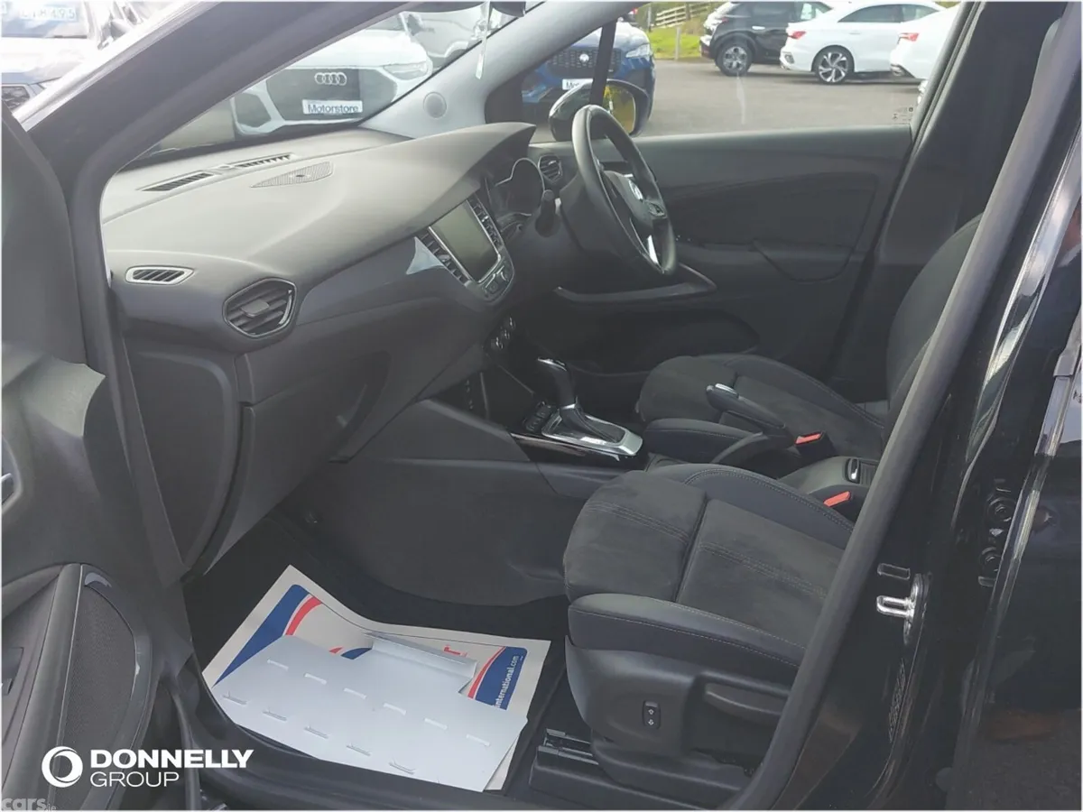 Vauxhall Crossland Hatchback, Diesel, 2023, Black