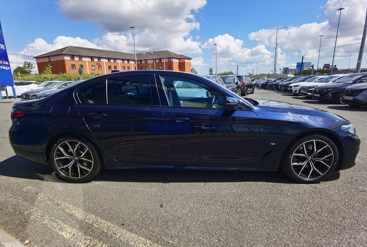 BMW 5-Series Saloon, Diesel, 2022, Black