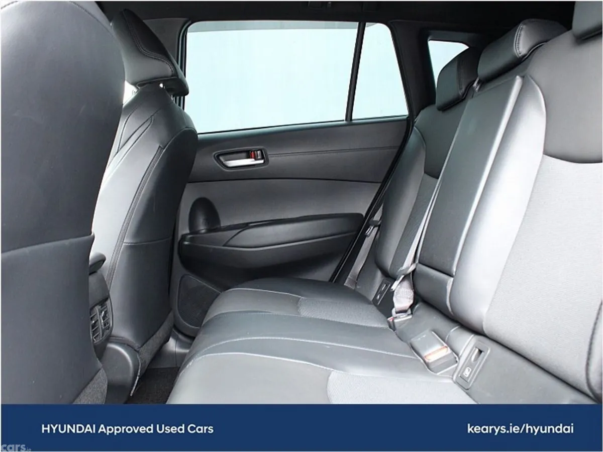 Toyota Corolla Cross SUV, Petrol Hybrid, 2023, Blue
