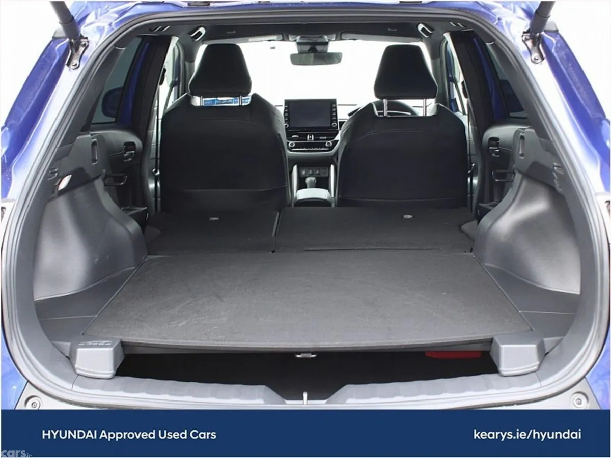 Toyota Corolla Cross SUV, Petrol Hybrid, 2023, Blue