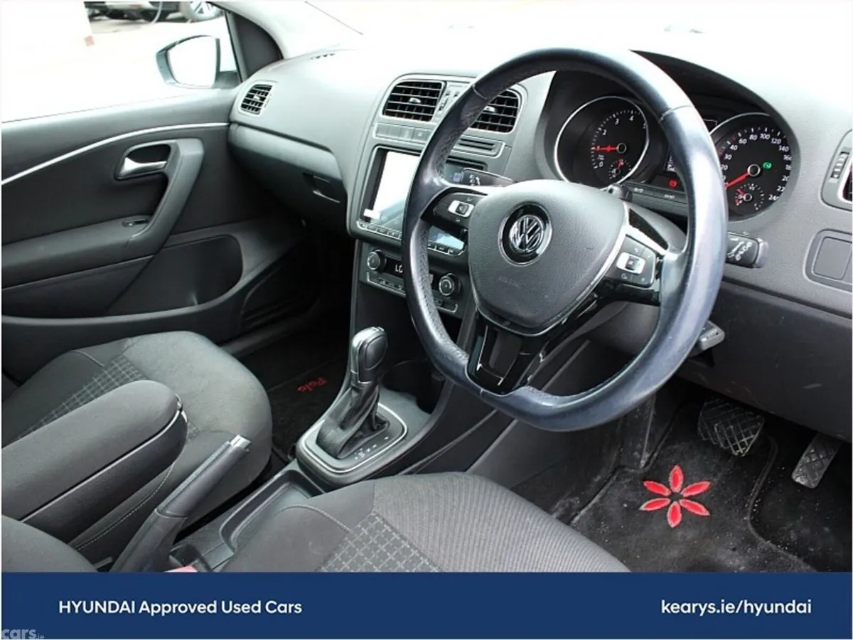 Volkswagen Polo Hatchback, Petrol, 2018, White