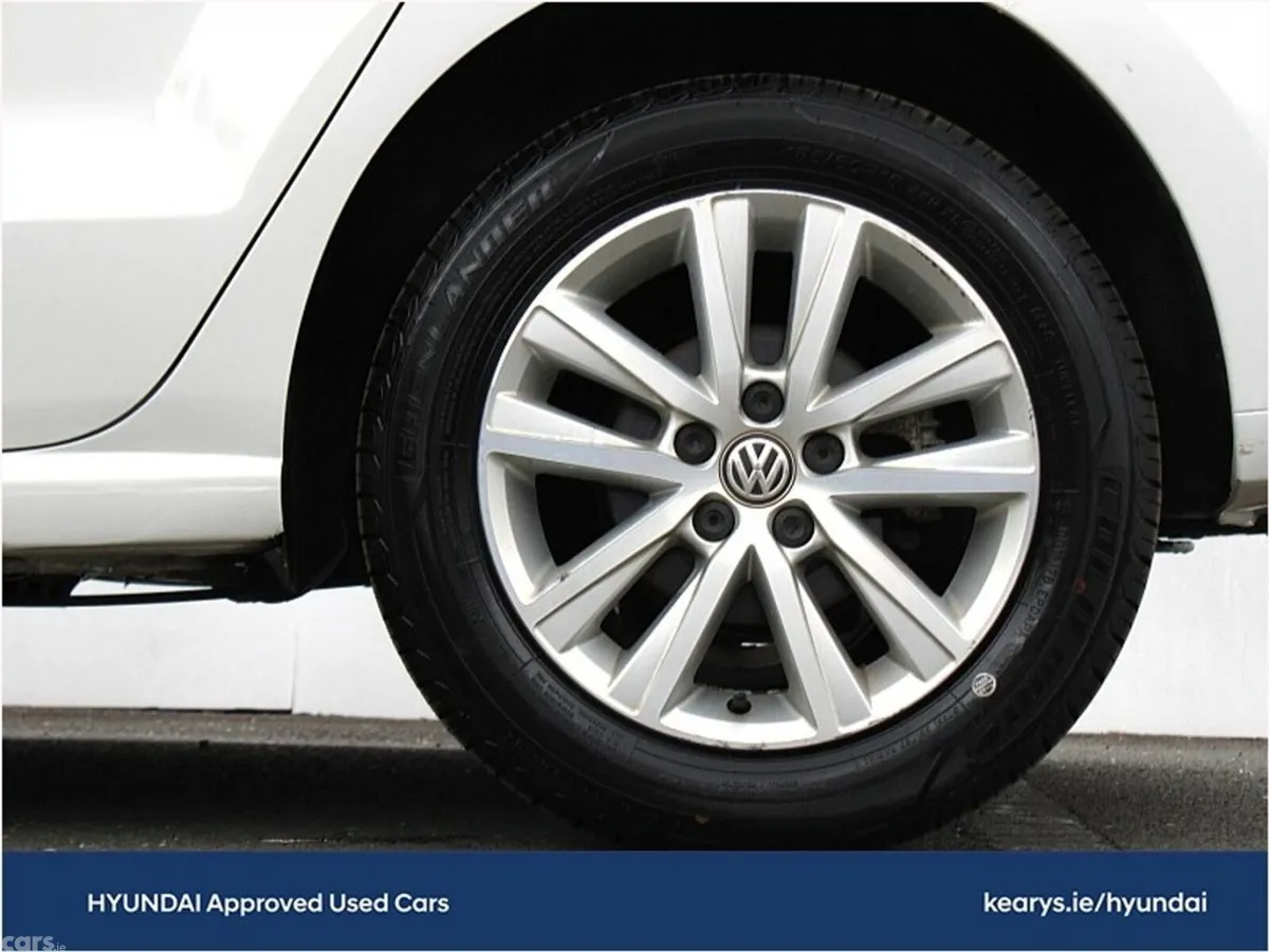 Volkswagen Polo Hatchback, Petrol, 2018, White