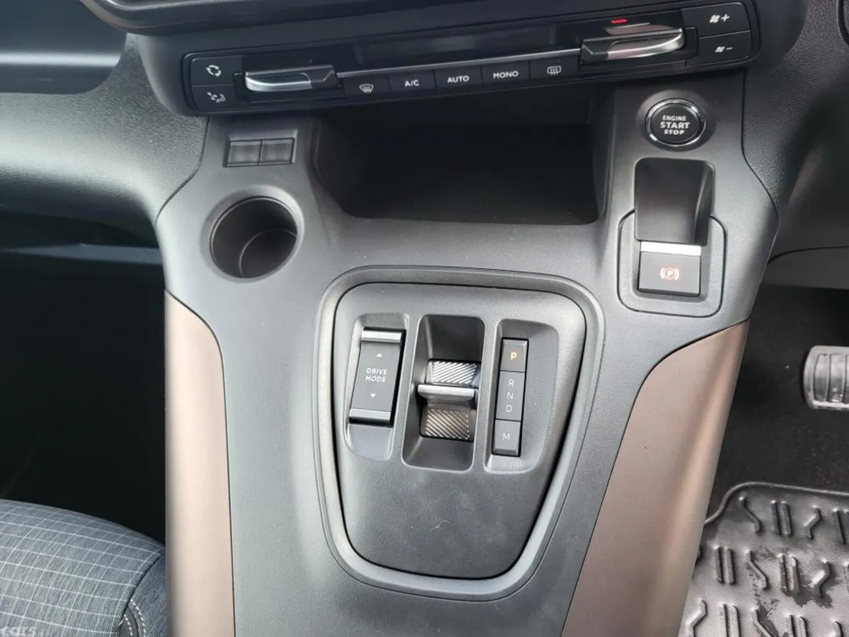 Peugeot Rifter MPV, Diesel, 2024, Grey