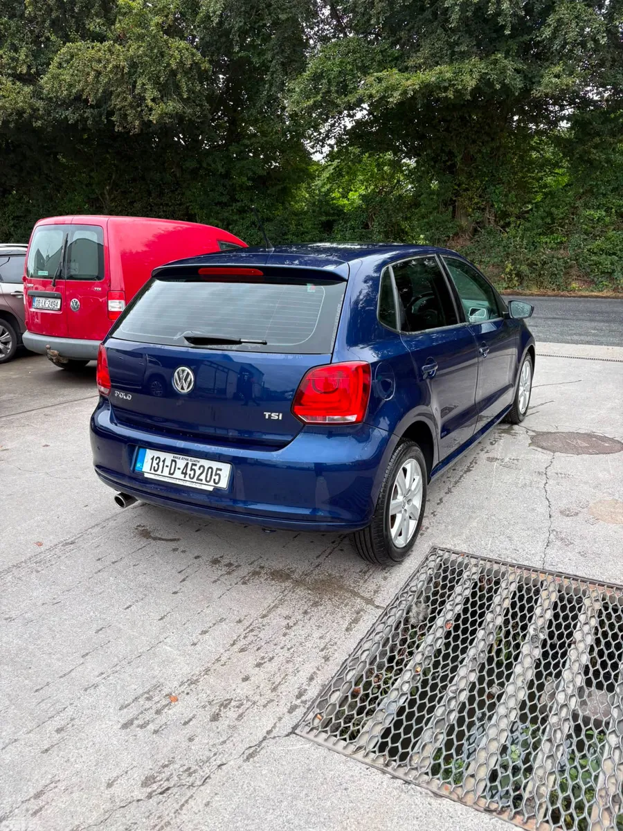Volkswagen Polo Hatchback, Petrol, 2013, Blue