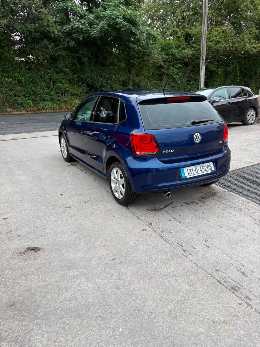 Volkswagen Polo Hatchback, Petrol, 2013, Blue