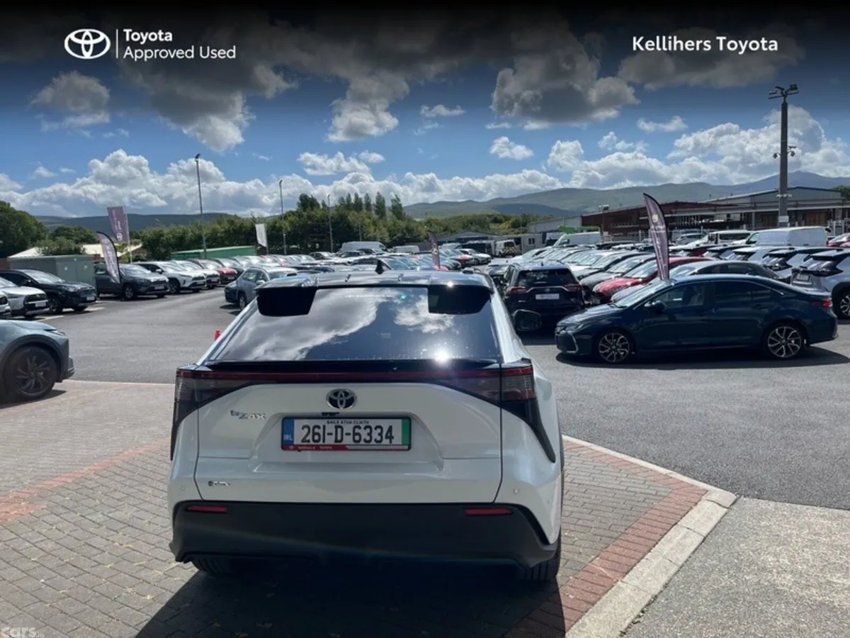 Toyota bZ4X Estate, Electric, 2026, White