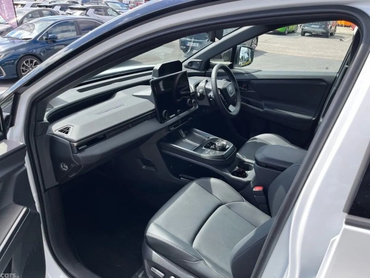 Toyota bZ4X Estate, Electric, 2026, White