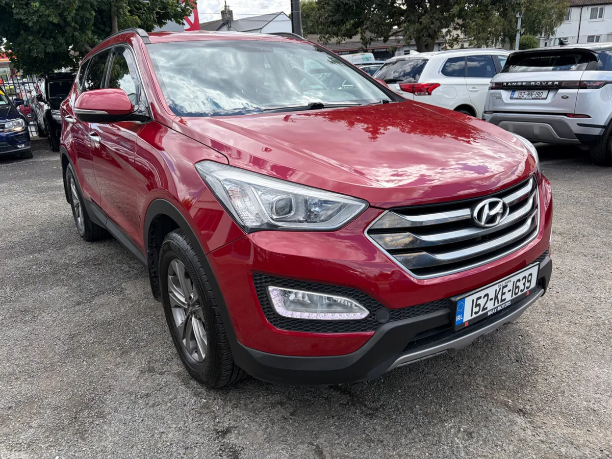 Hyundai Santa Fe SUV, Diesel, 2015, Red
