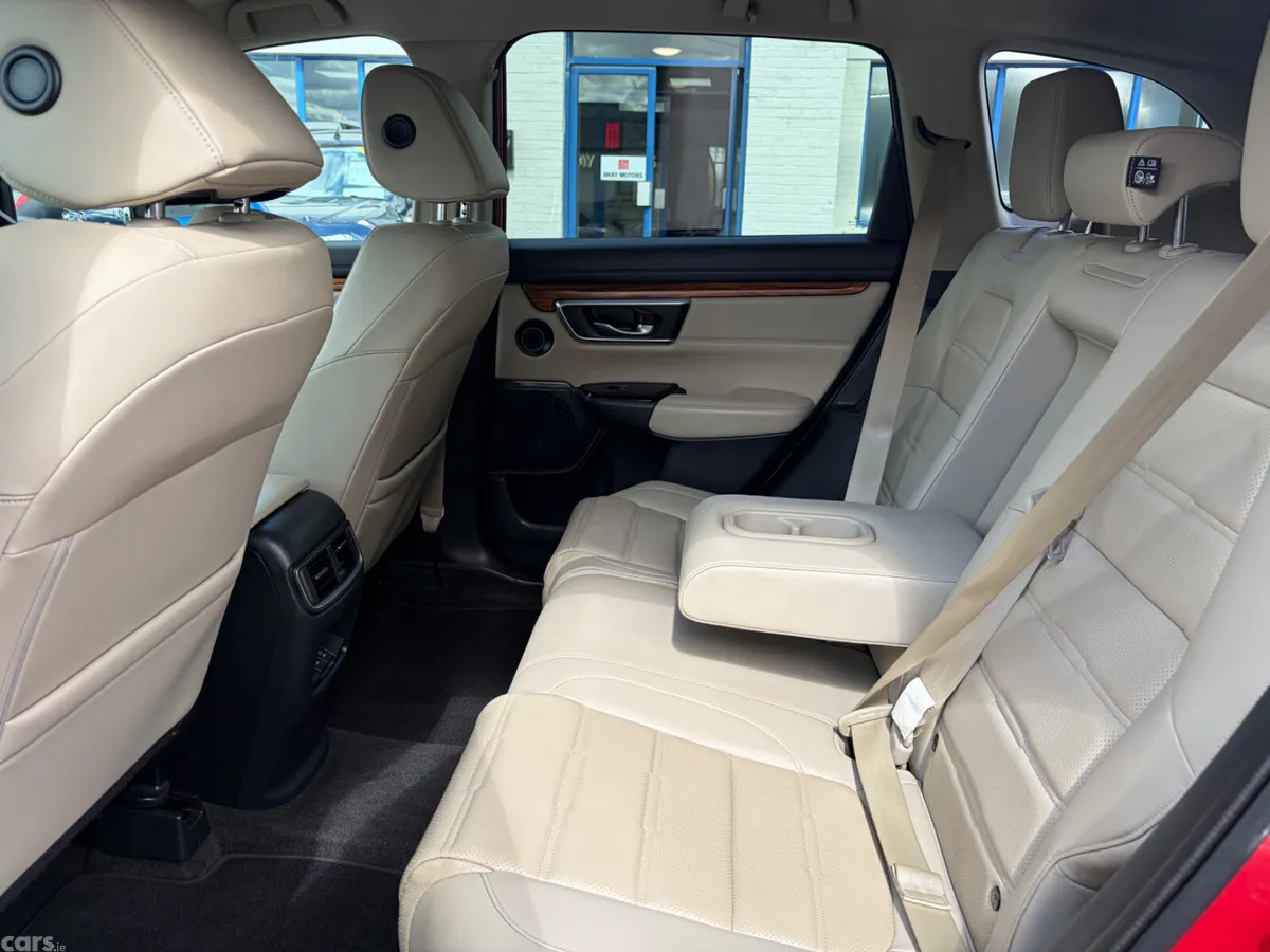 Honda CR-V SUV, Petrol Hybrid, 2019, Red