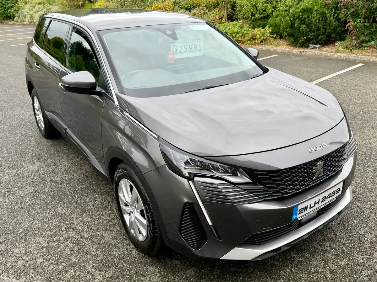 Peugeot 5008 MPV, Diesel, 2021, Grey