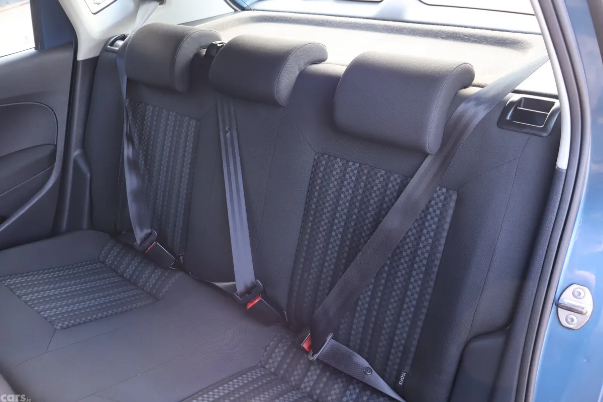 Volkswagen Polo Hatchback, Petrol, 2016, Blue