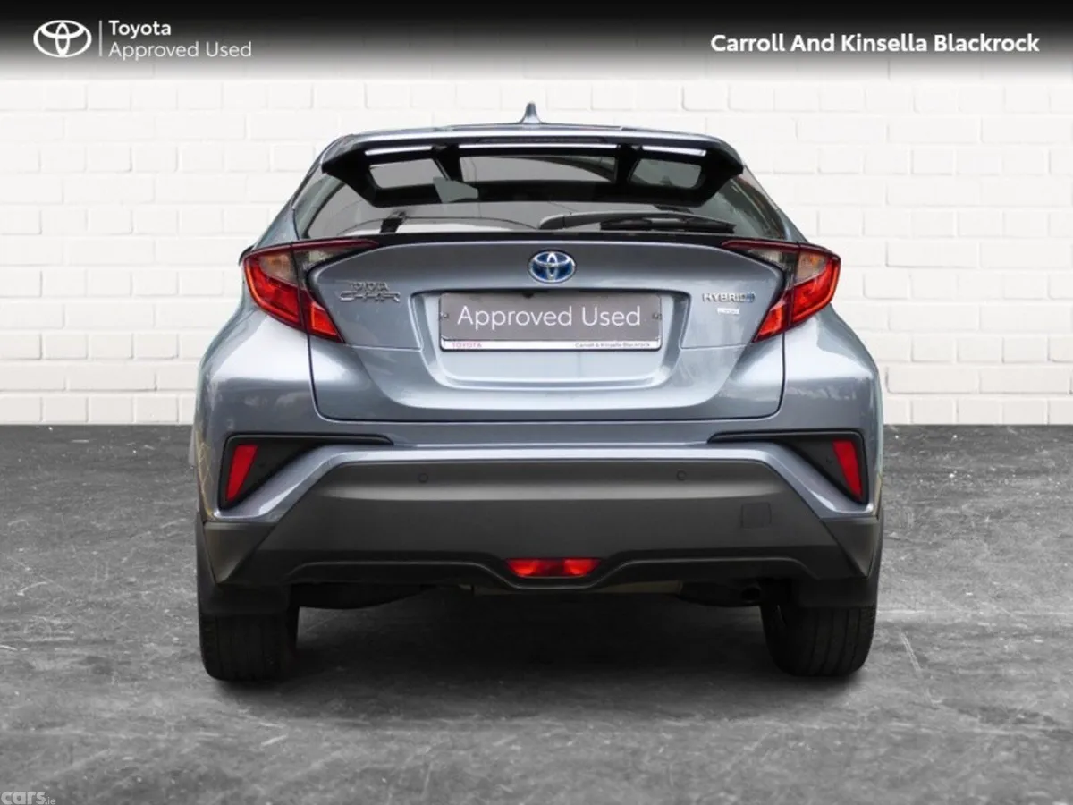 Toyota C-HR SUV, Petrol Hybrid, 2023, Grey