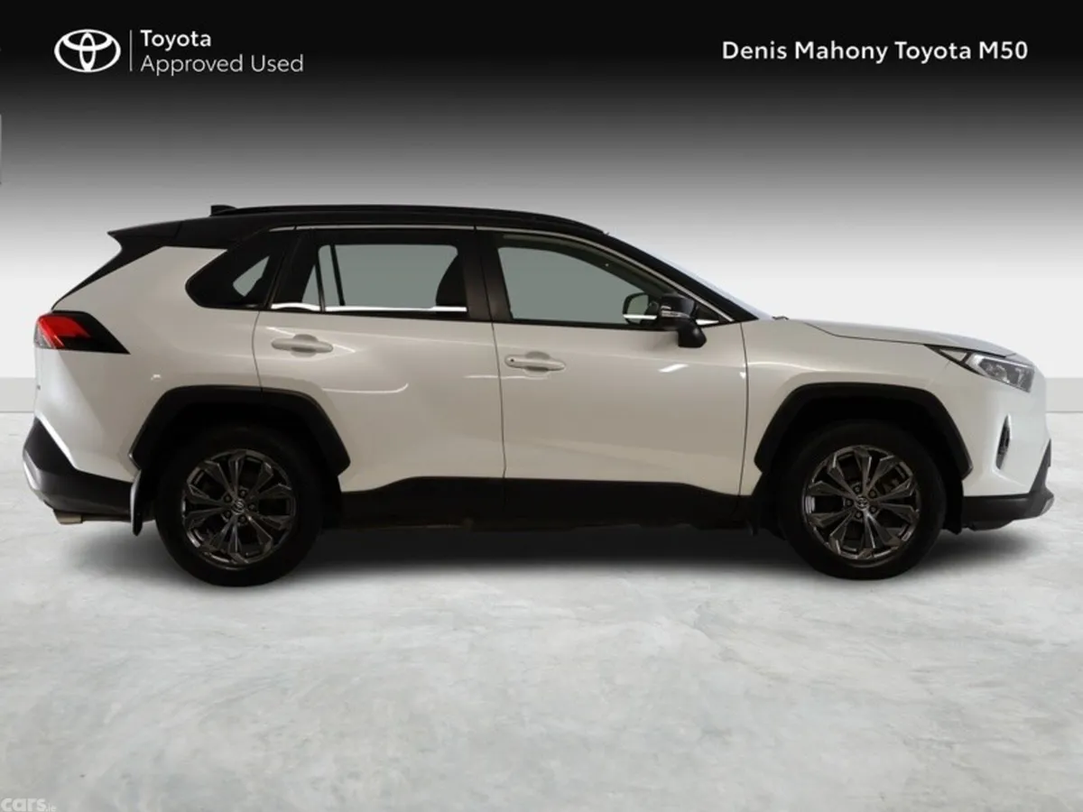 Toyota RAV4 SUV, Petrol Hybrid, 2023, White