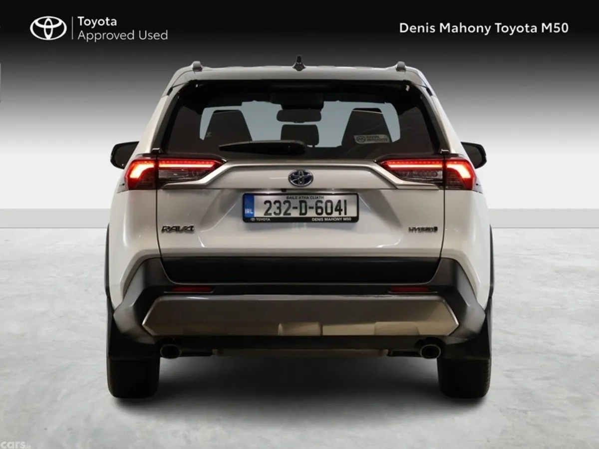 Toyota RAV4 SUV, Petrol Hybrid, 2023, White