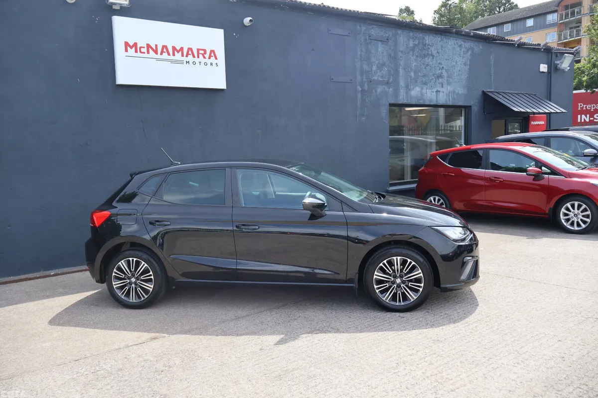 SEAT Ibiza Hatchback, Petrol, 2022, Black