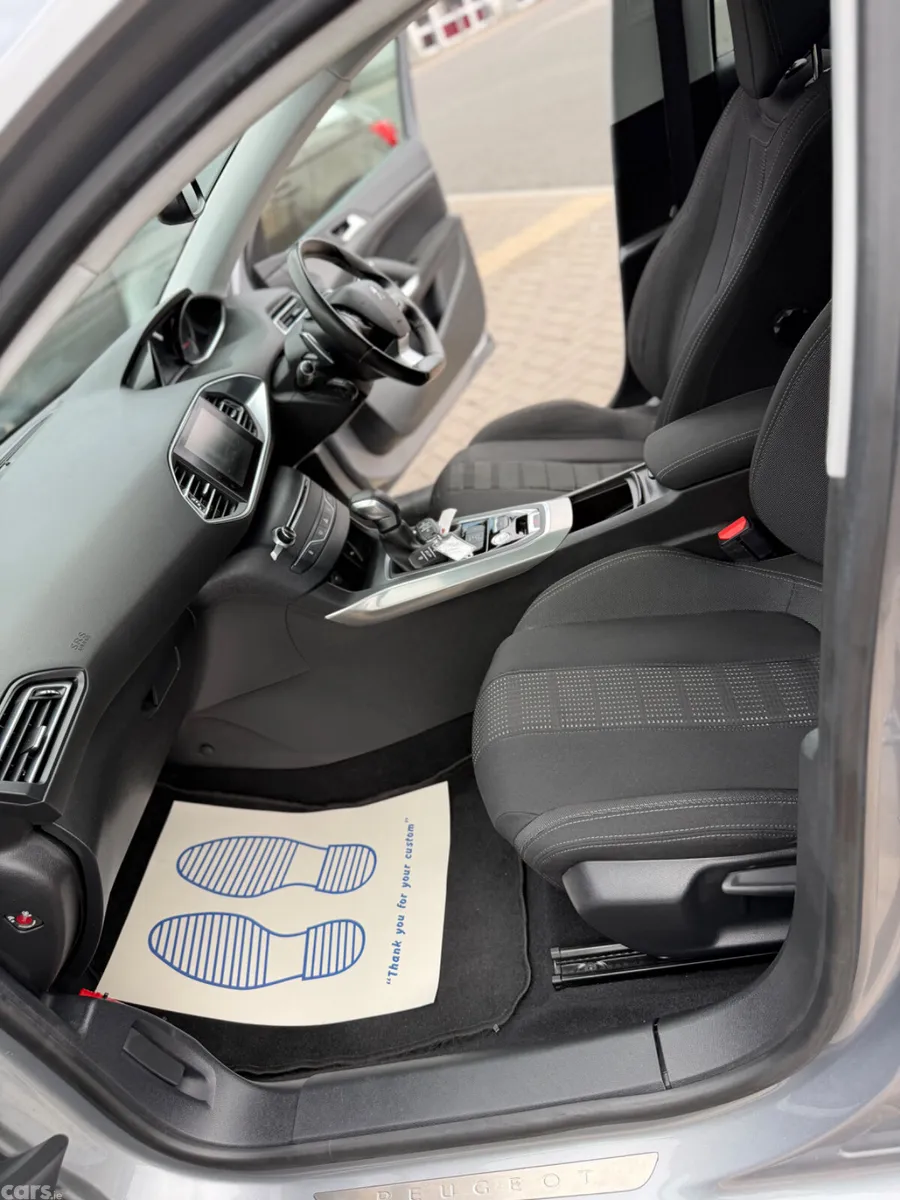 Peugeot 308 Estate, Petrol, 2015, Grey